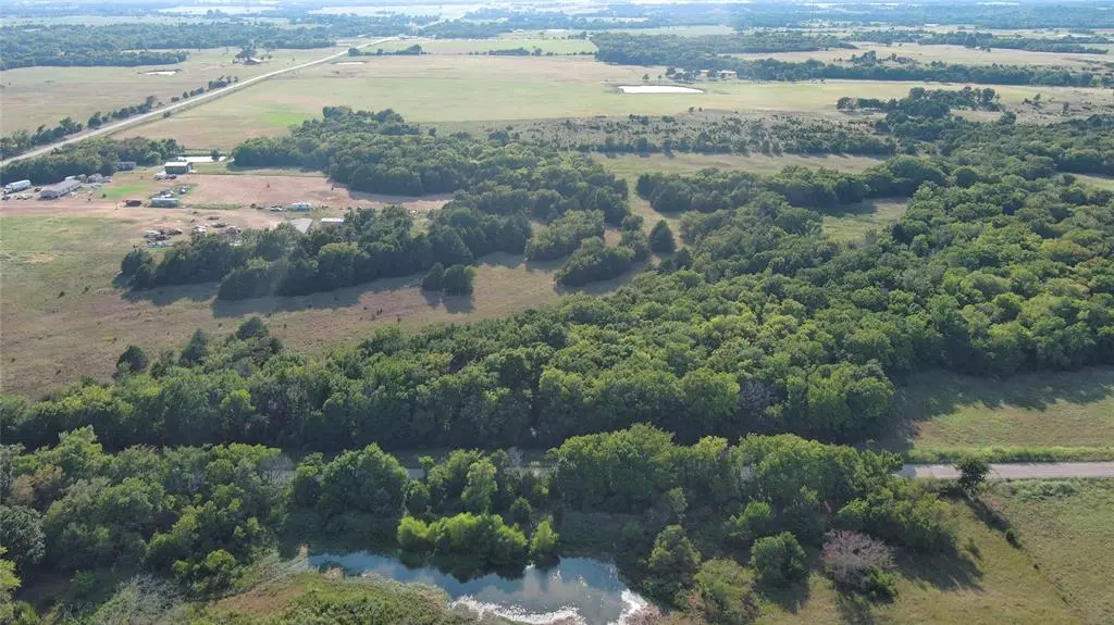 N 381 RD, Holdenville, OK 74848