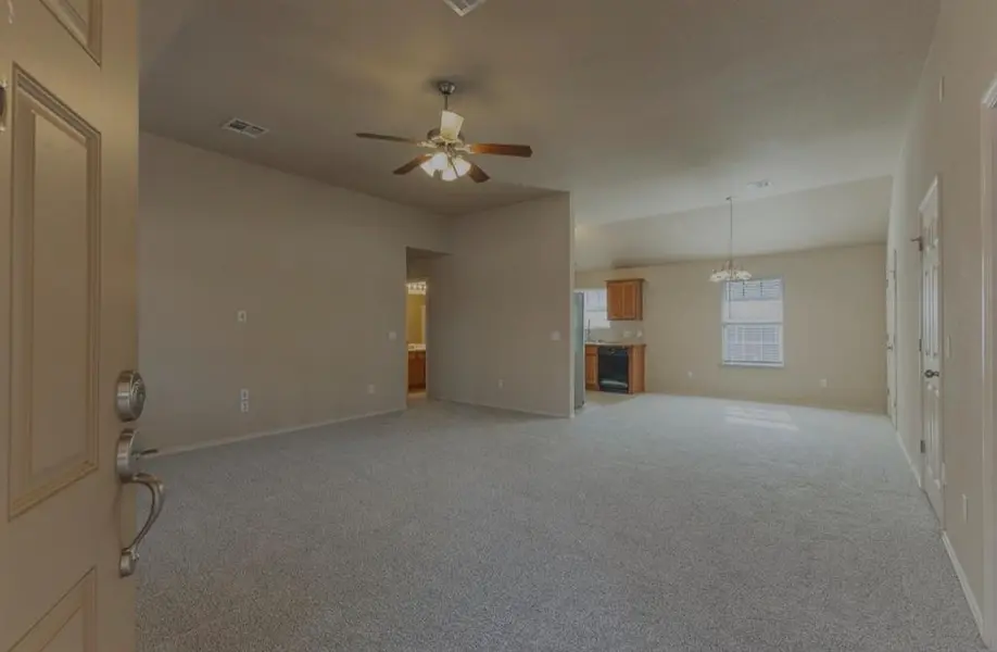 12368 SW 6th ST, Yukon, OK 73099