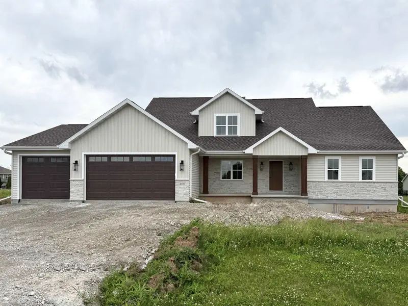 4190 N ROSE MEADOW LN, Grand Chute, WI 54913