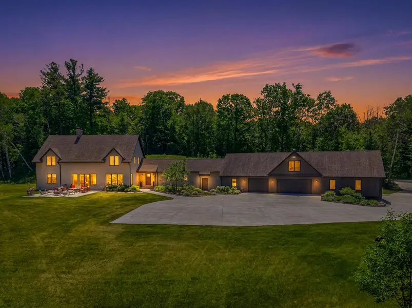 15109 MORAINE RD, Kiel, WI 53042