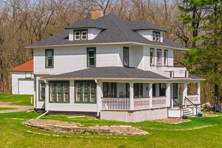 426 E NORTH LAKE ST, Hancock, WI 54943