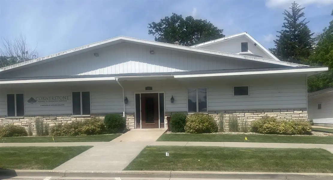 181 S MAIN ST, Markesan, WI 53946