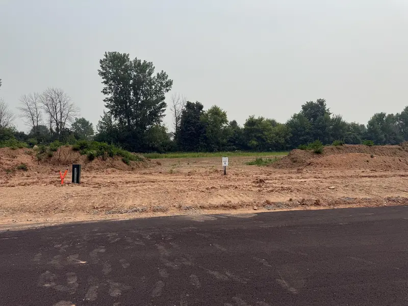 RIDGEWAY DR #15, Greenville, WI 54942