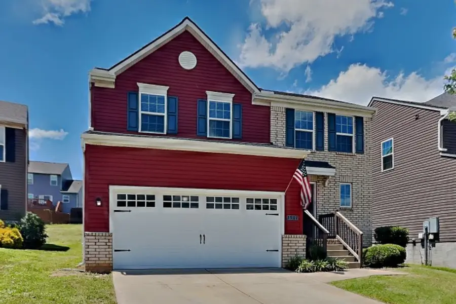 2902 Cherry Point Ln, Columbia, TN 38401