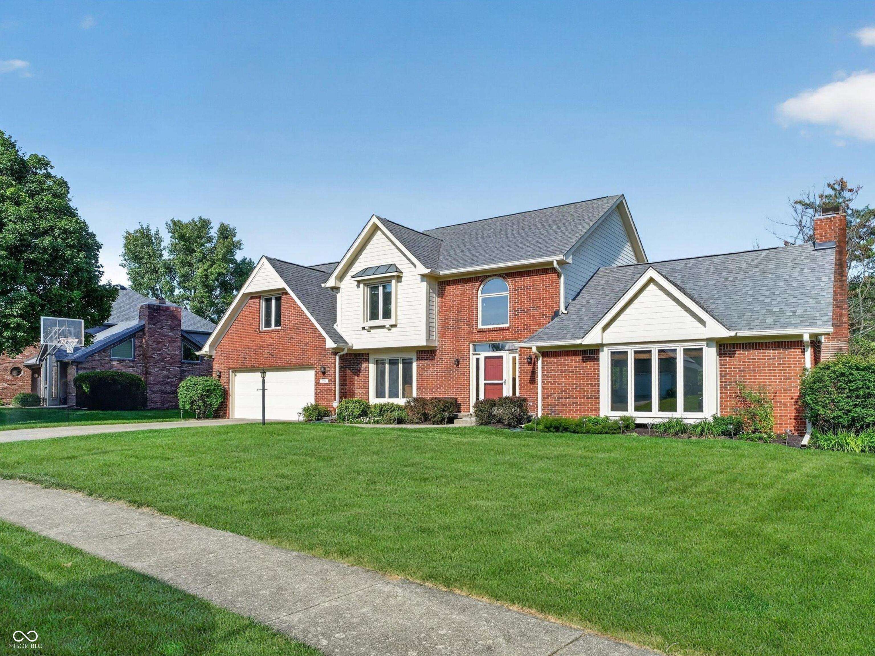 951 Copperwood DR, Carmel, IN 46033