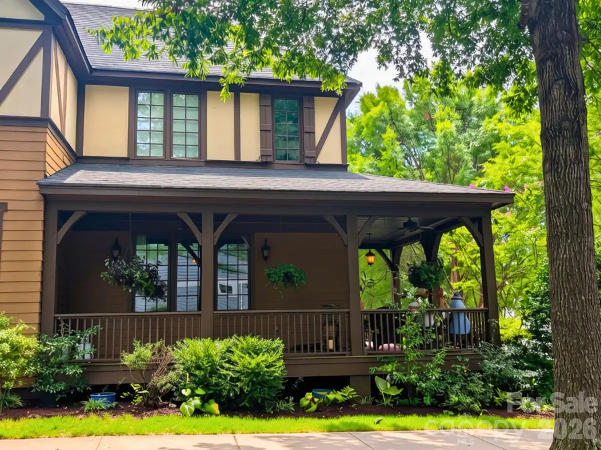 2049 Lexington ST, Belmont, NC 28012