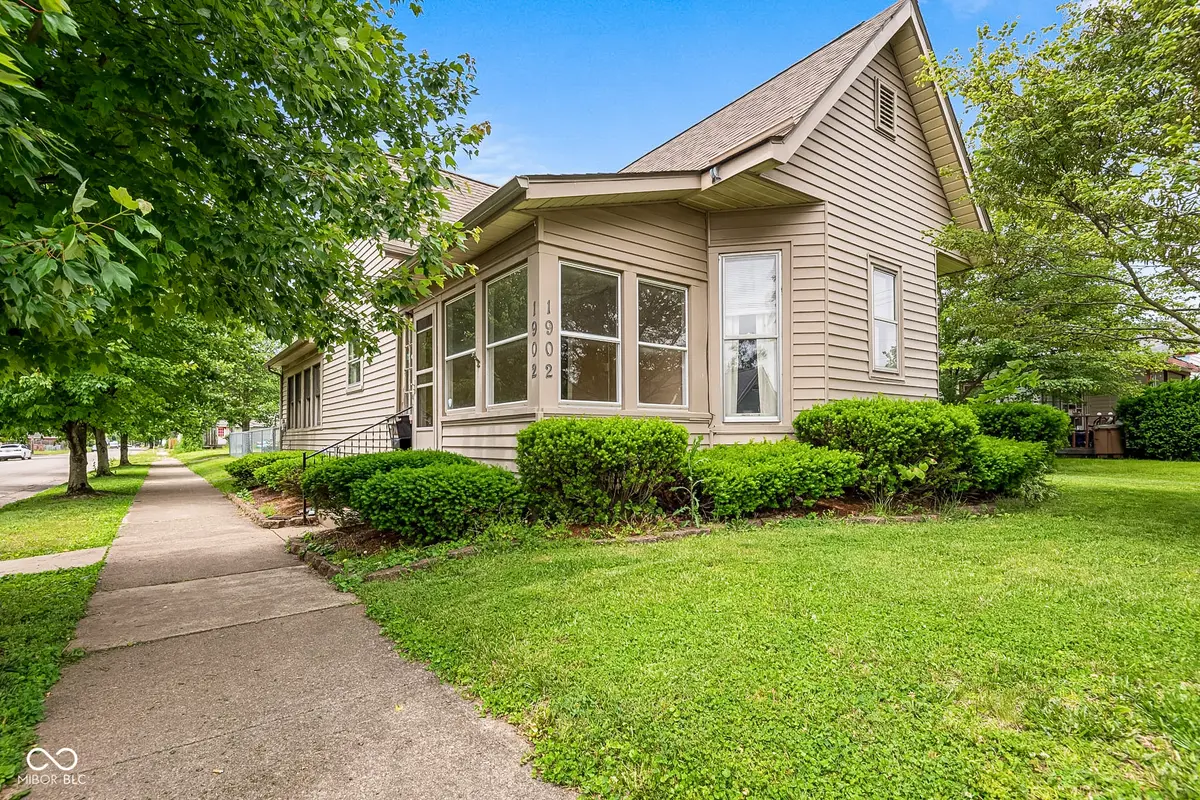 1902 Gilmore ST, Columbus, IN 47201