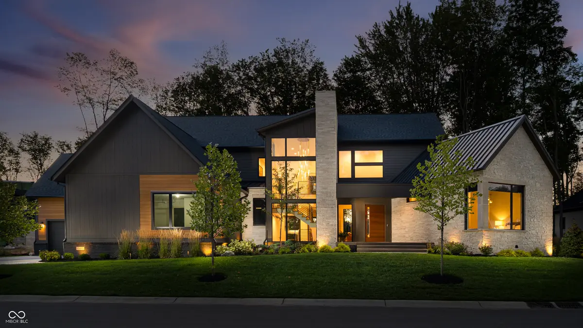 10400 Somerford RDG, Zionsville, IN 46077