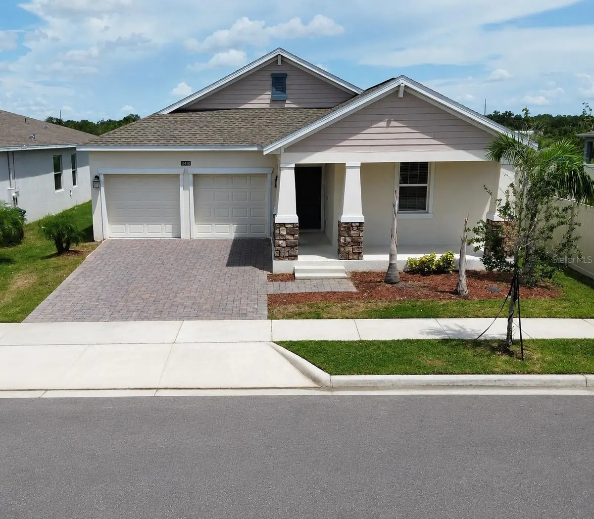 2410 RELAXING LN, Kissimmee, FL 34744