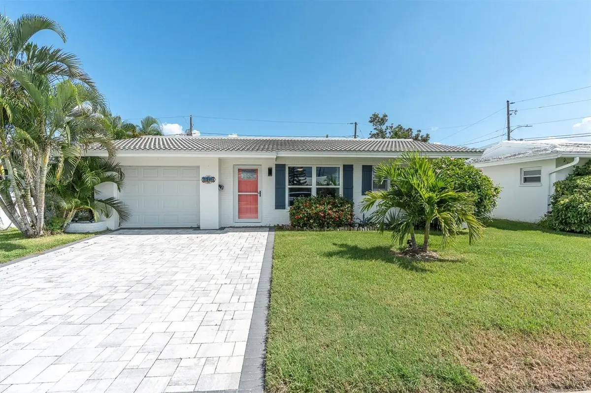 3715 98TH AVE N #3, Pinellas Park, FL 33782