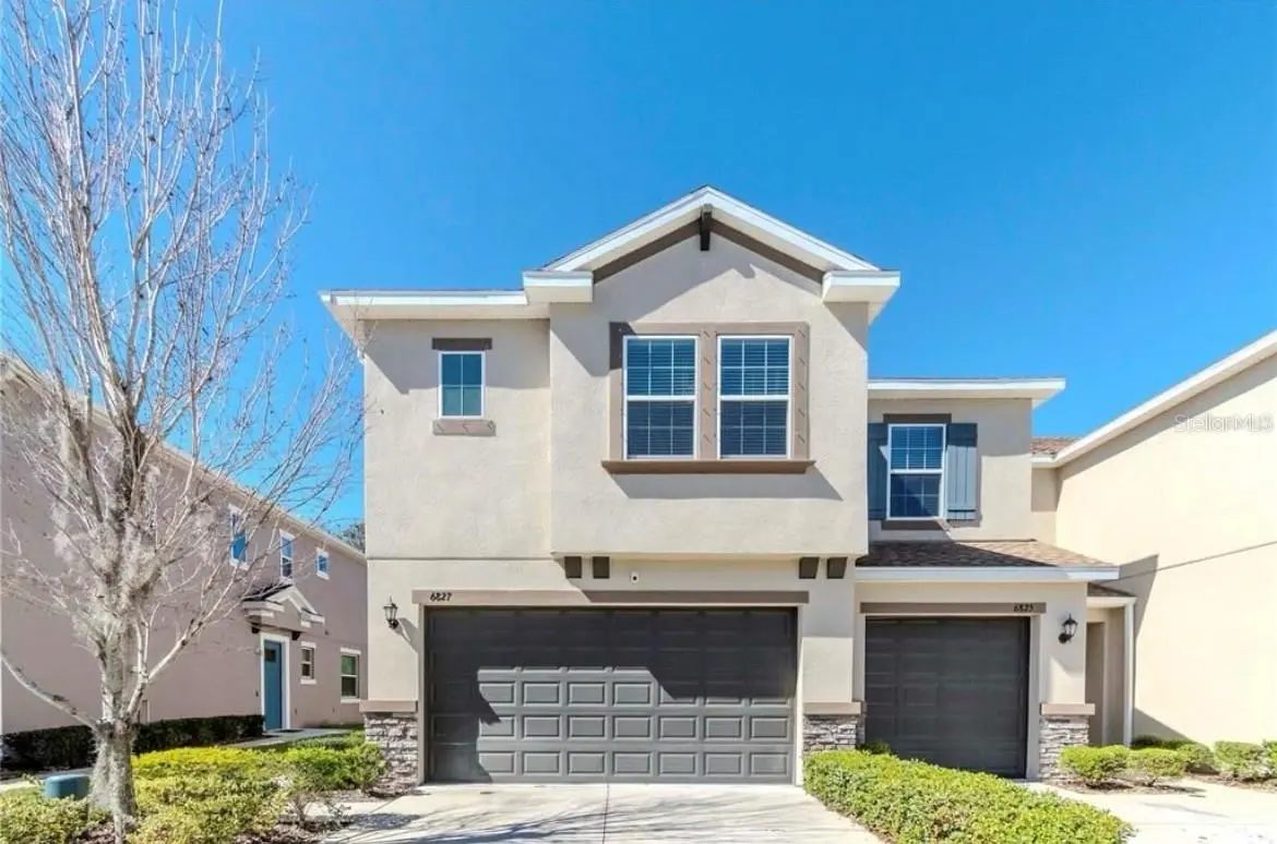 6827 CITRUS CREEK LN, Tampa, FL 33625