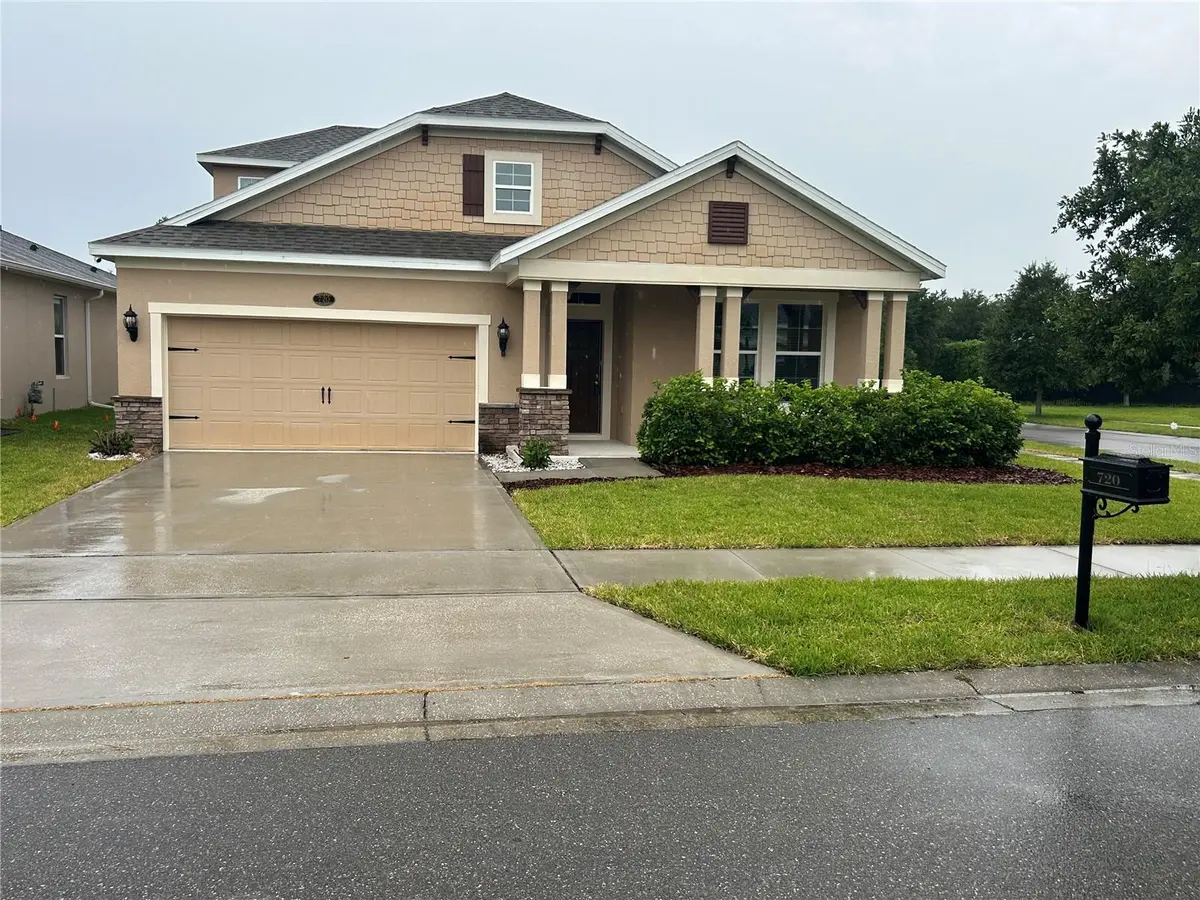 720 E VICTORIA TRAILS BLVD, Deland, FL 32724