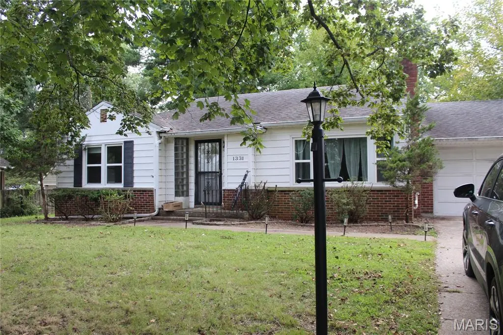 1331 Perryville RD, Cape Girardeau, MO 63701