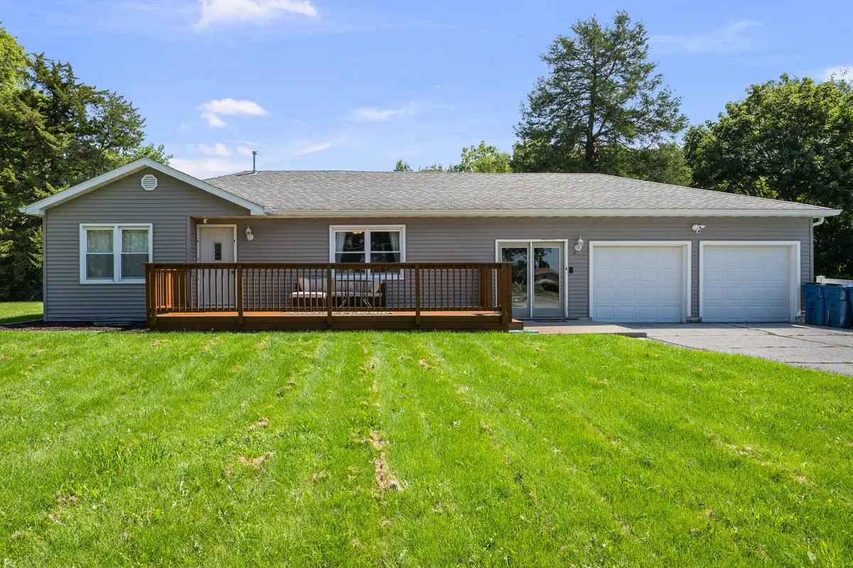 508 5th AVE, Sherrard, IL 61281