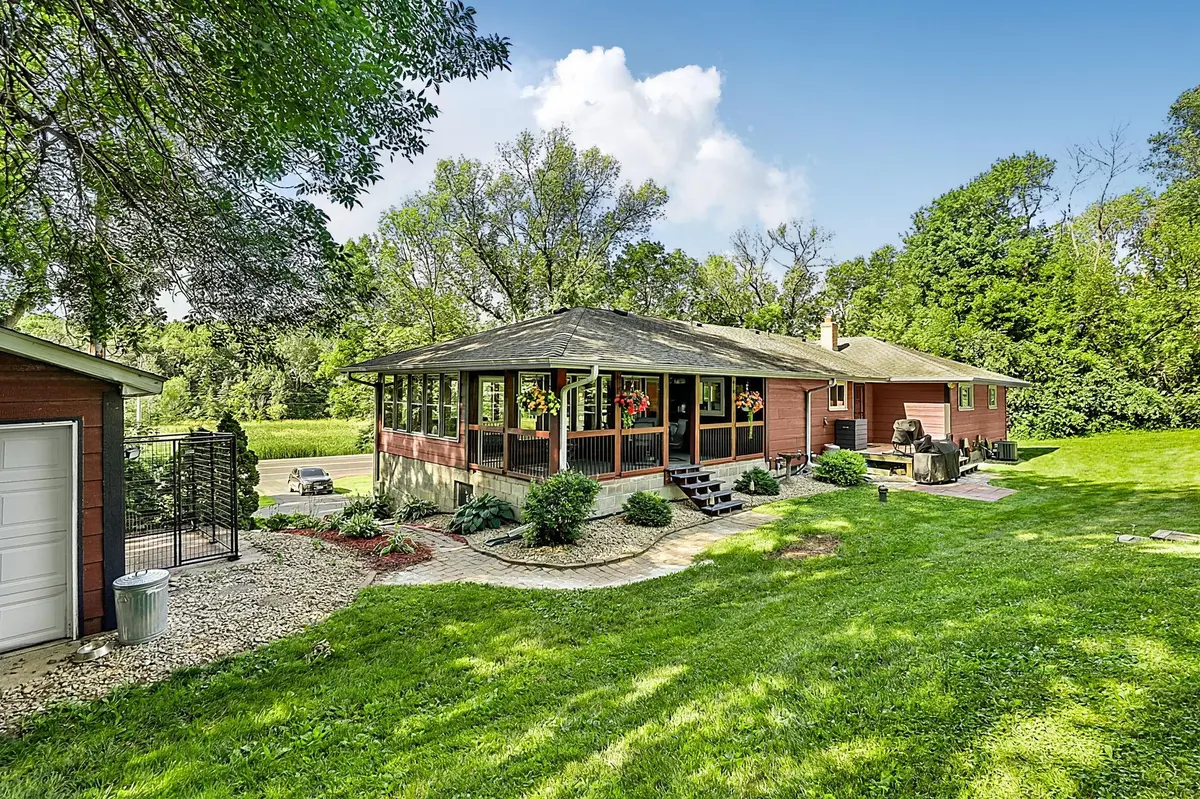 10150 Beebe Lake RD NE, Saint Michael, MN 55376