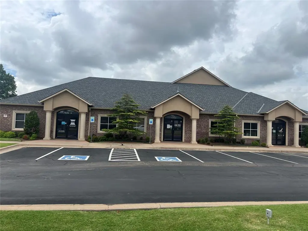 1224 SW 104th ST, Oklahoma City, OK 73139