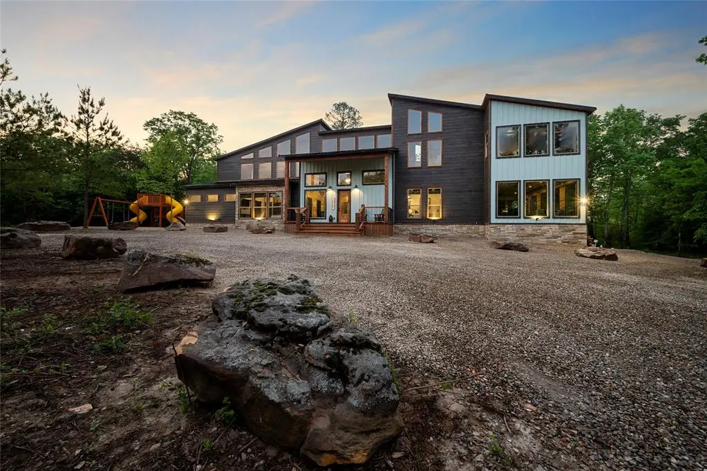 61 Stubby TRL, Broken Bow, OK 74728