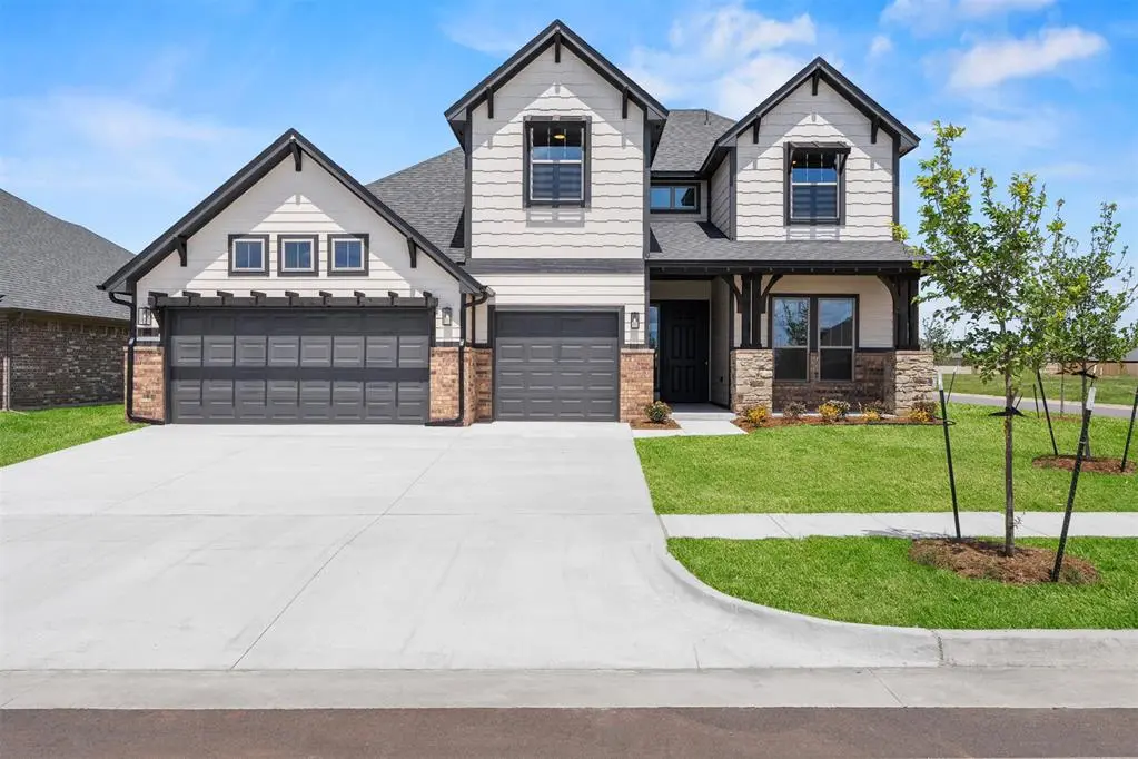 1401 SW 160th ST, Moore, OK 73170
