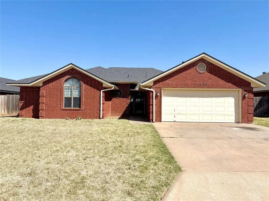 3008 Mallard CT, Altus, OK 73521