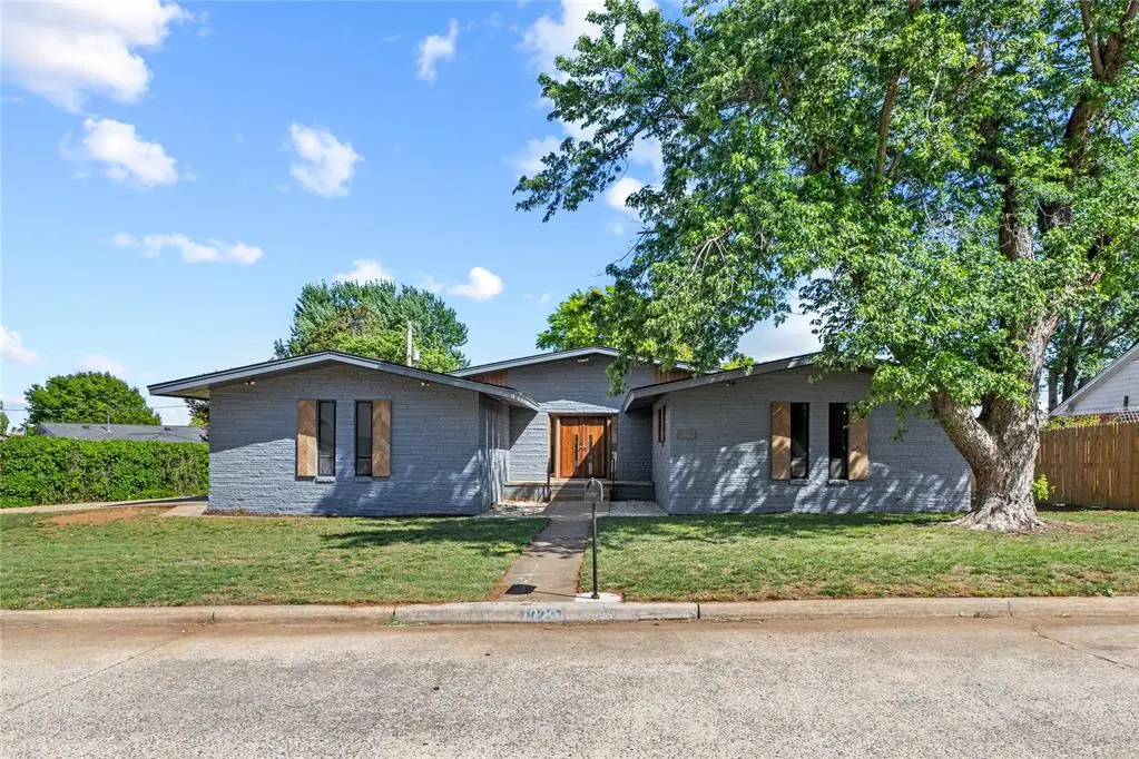 1220 N Kansas ST, Weatherford, OK 73096