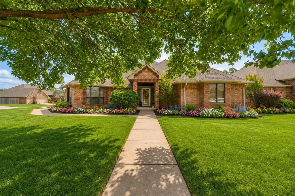 18016 San Mateo CT, Oklahoma City, OK 73012