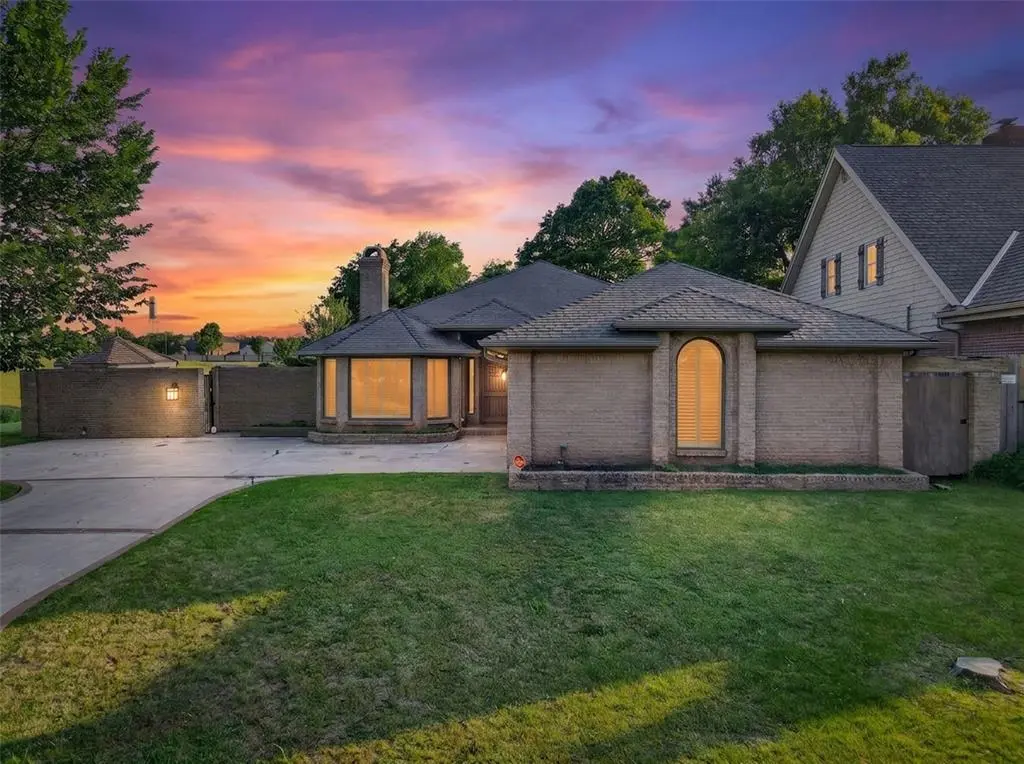 11901 Maple Ridge RD, Oklahoma City, OK 73120