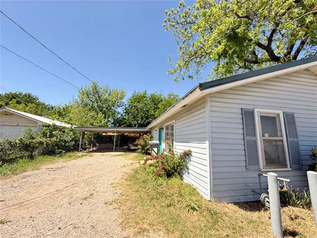 416 S Hill ST, Hobart, OK 73651