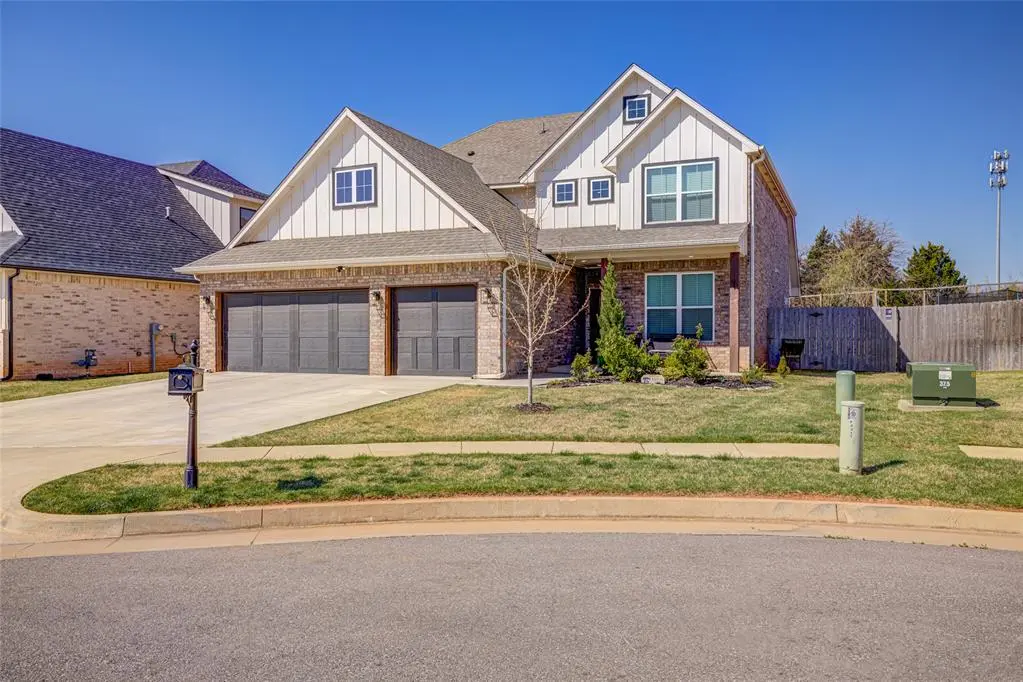 4309 Emery DR, Edmond, OK 73034
