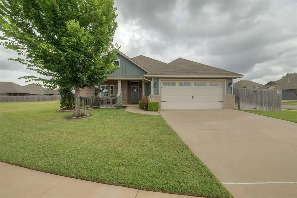 18500 Summer Grove AVE, Edmond, OK 73012