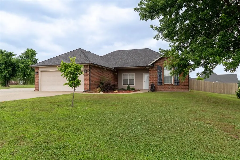 16167 N County Road 3208, Pauls Valley, OK 73075