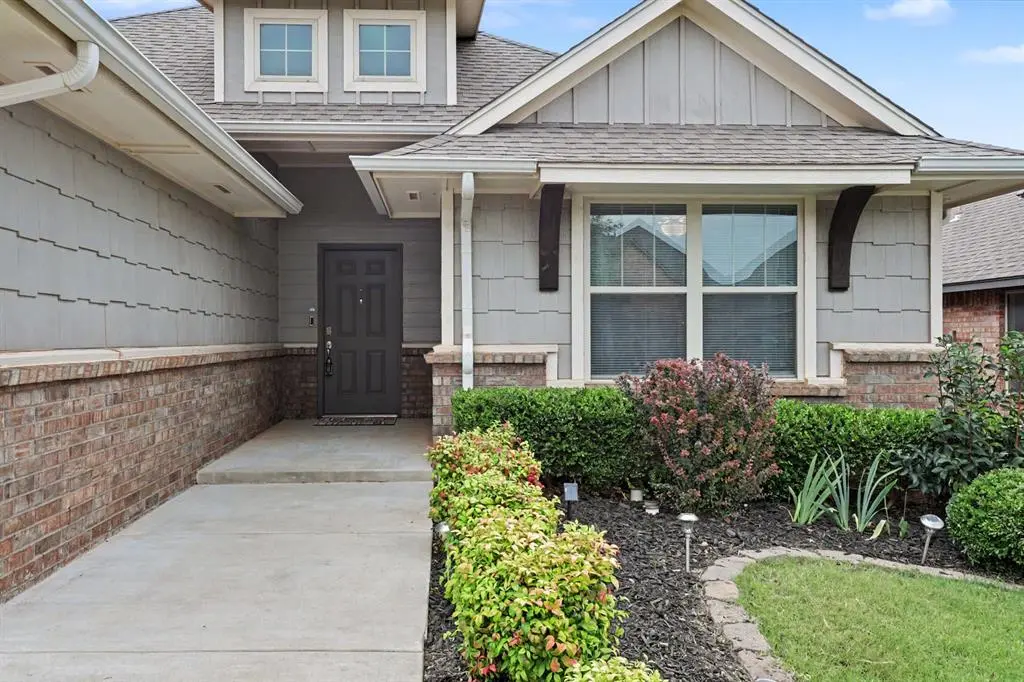 6124 Oxnard ST, Edmond, OK 73034