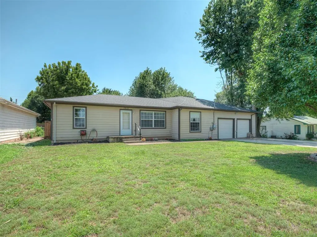 3910 Lawn DR, Oklahoma City, OK 73115