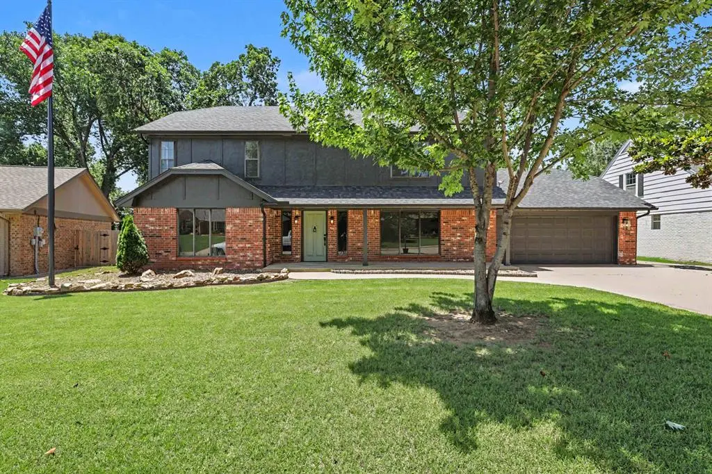 2404 Lytal LN, Edmond, OK 73013