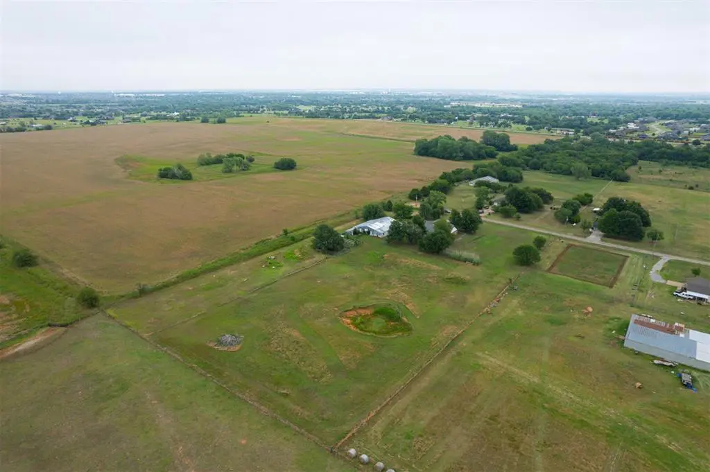 2301 S Manor RD, Yukon, OK 73099