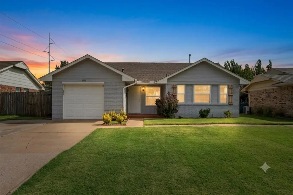 1105 Northgate TER, Edmond, OK 73013