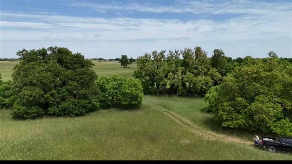 N Broadway RD #3, Guthrie, OK 73044