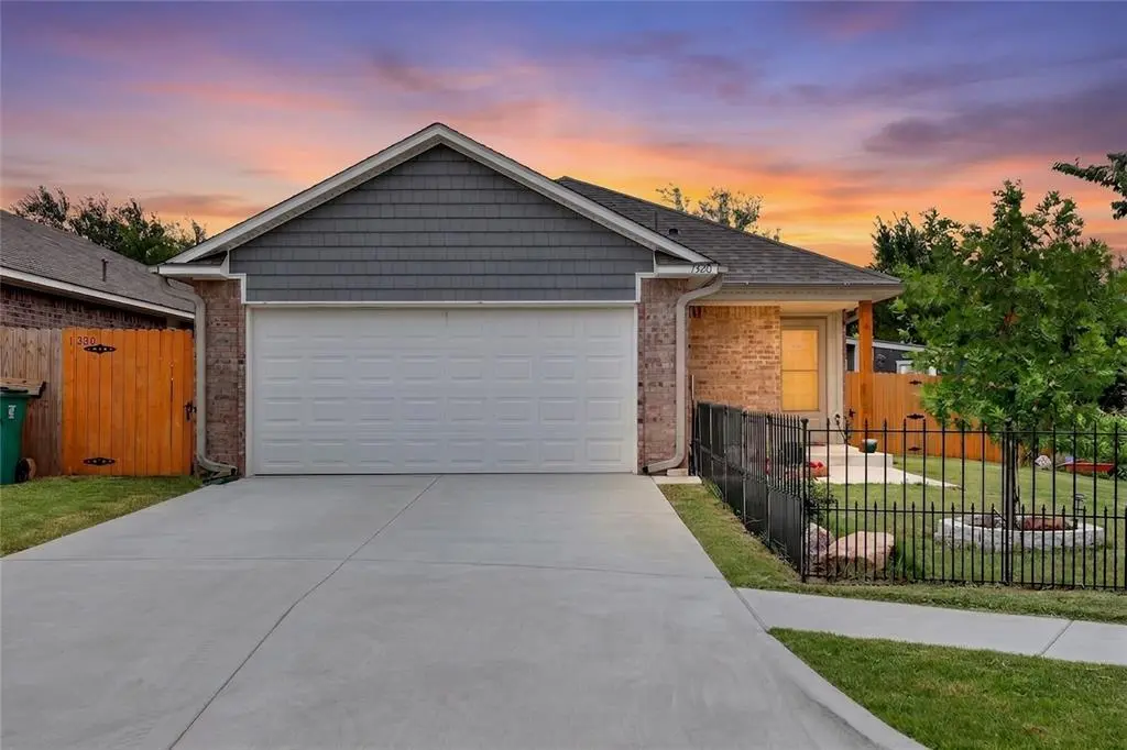 1320 Willowood CIR, Yukon, OK 73099