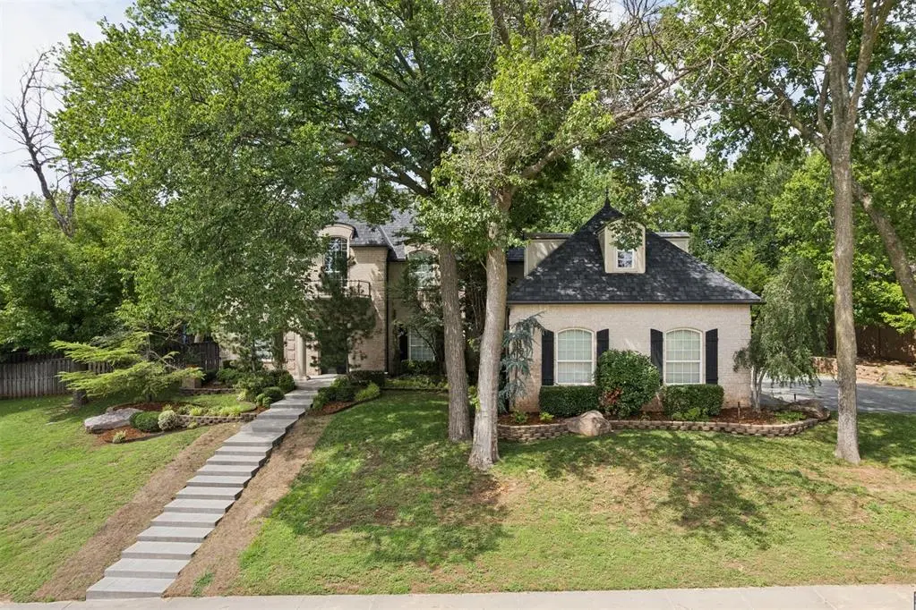 4705 Manor Hill DR, Norman, OK 73072