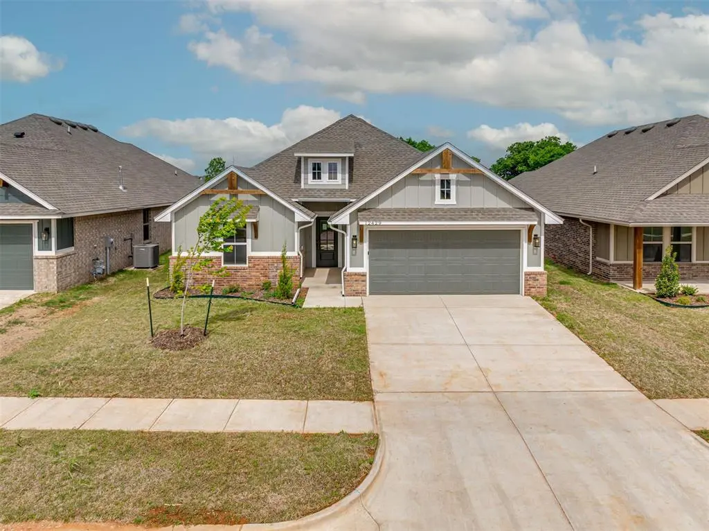 12429 Dolche Vita DR, Yukon, OK 73099