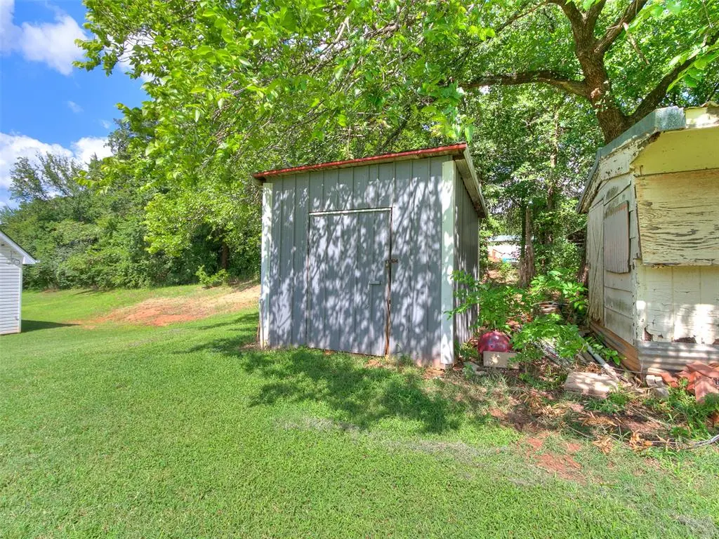 9100 Cedar TRL, Noble, OK 73068