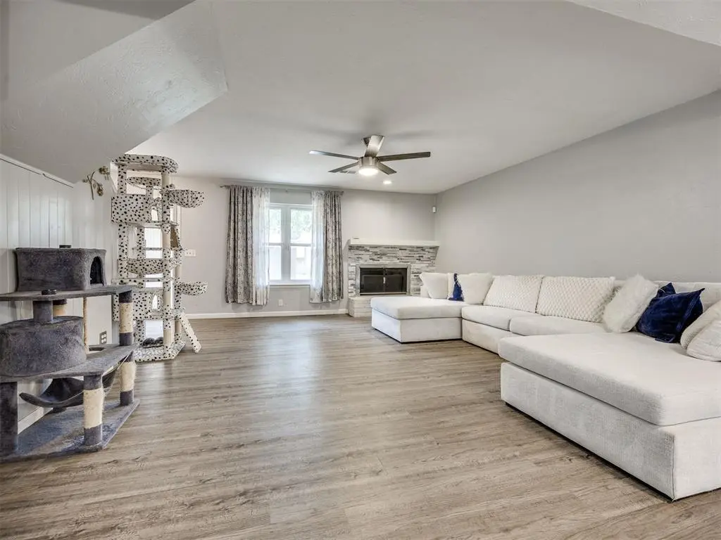 9636 N Hefner Village BLVD, Oklahoma City, OK 73162