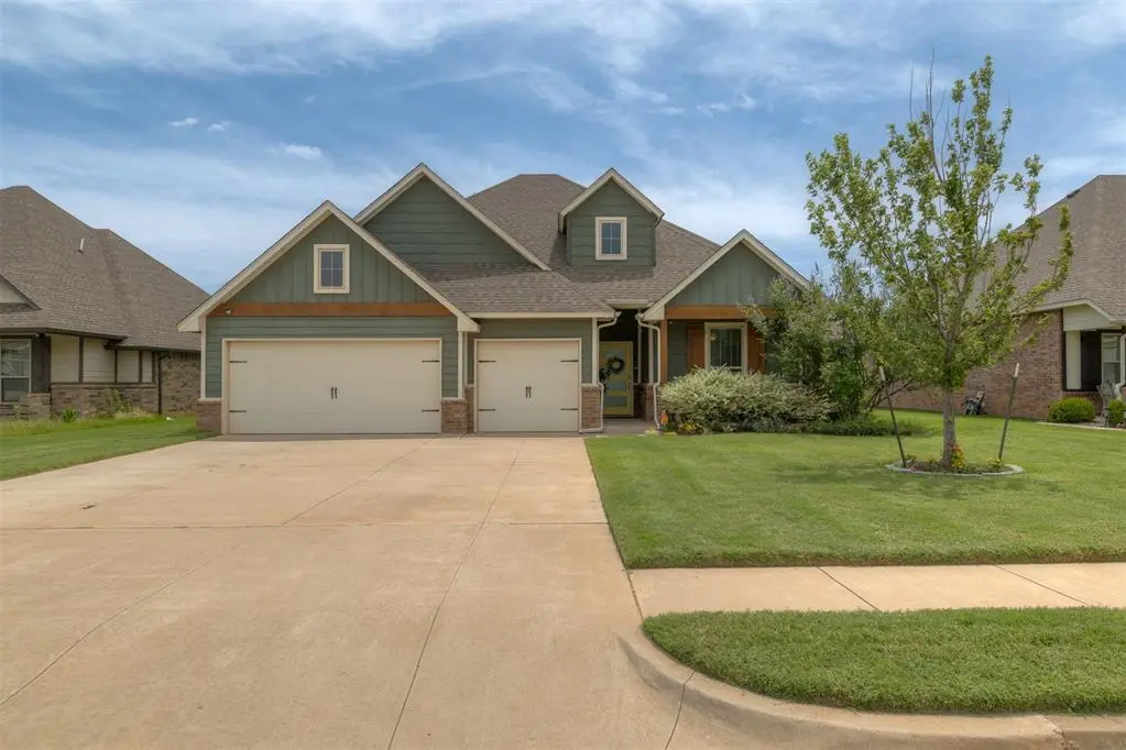 1216 N Beale TER, Mustang, OK 73064
