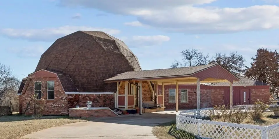 800 Quail Ridge RD, Newcastle, OK 73065