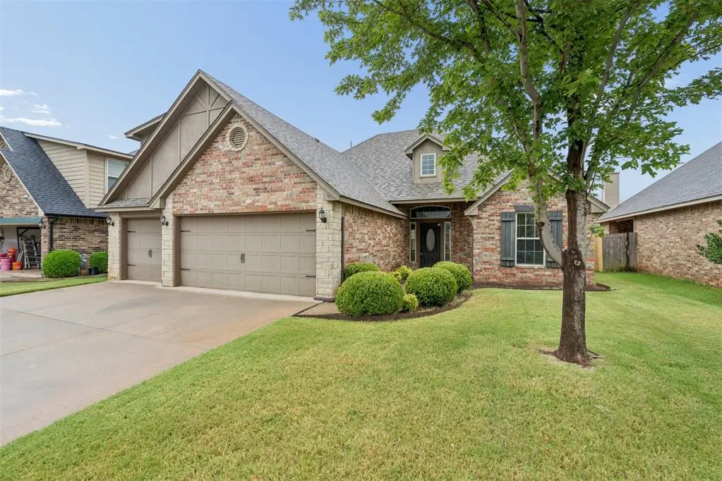 2408 NW 154th ST, Edmond, OK 73013