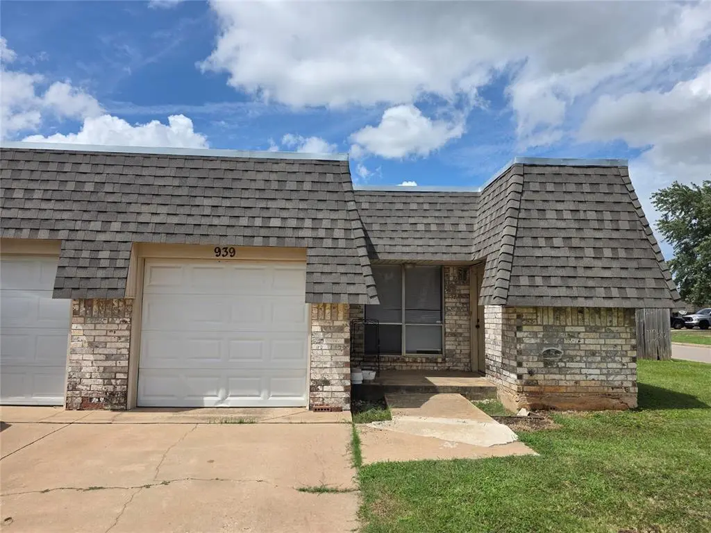 939 SW 98th ST, Oklahoma City, OK 73139