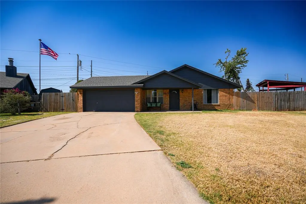 1417 Allyson CIR, Altus, OK 73521