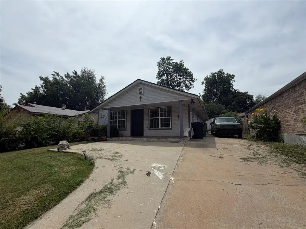 2240 SW 25th ST, Oklahoma City, OK 73108