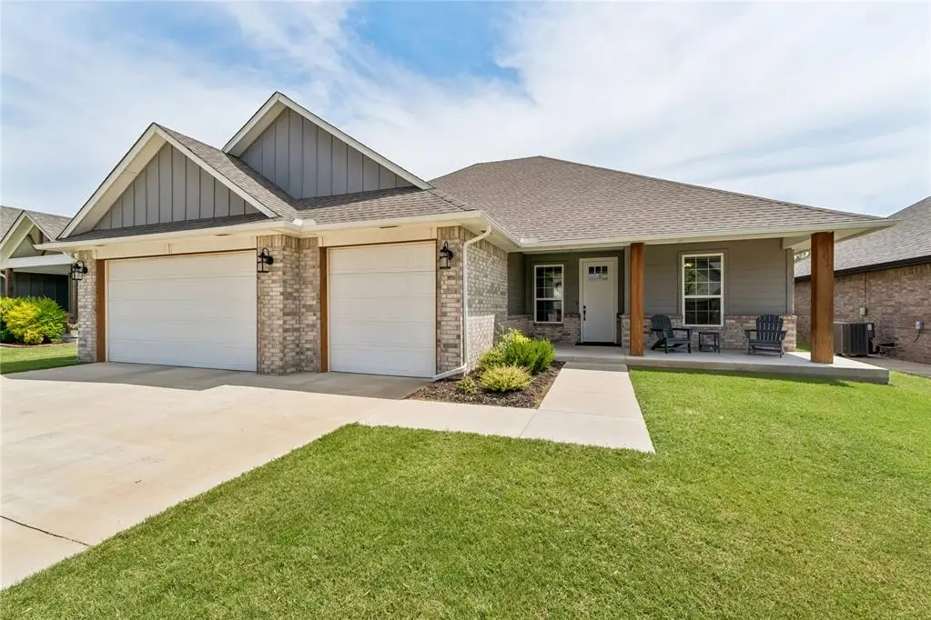 1304 Torrey Pines RD, Norman, OK 73072