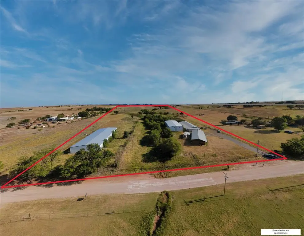 19967 E 1070 RD, Elk City, OK 73644