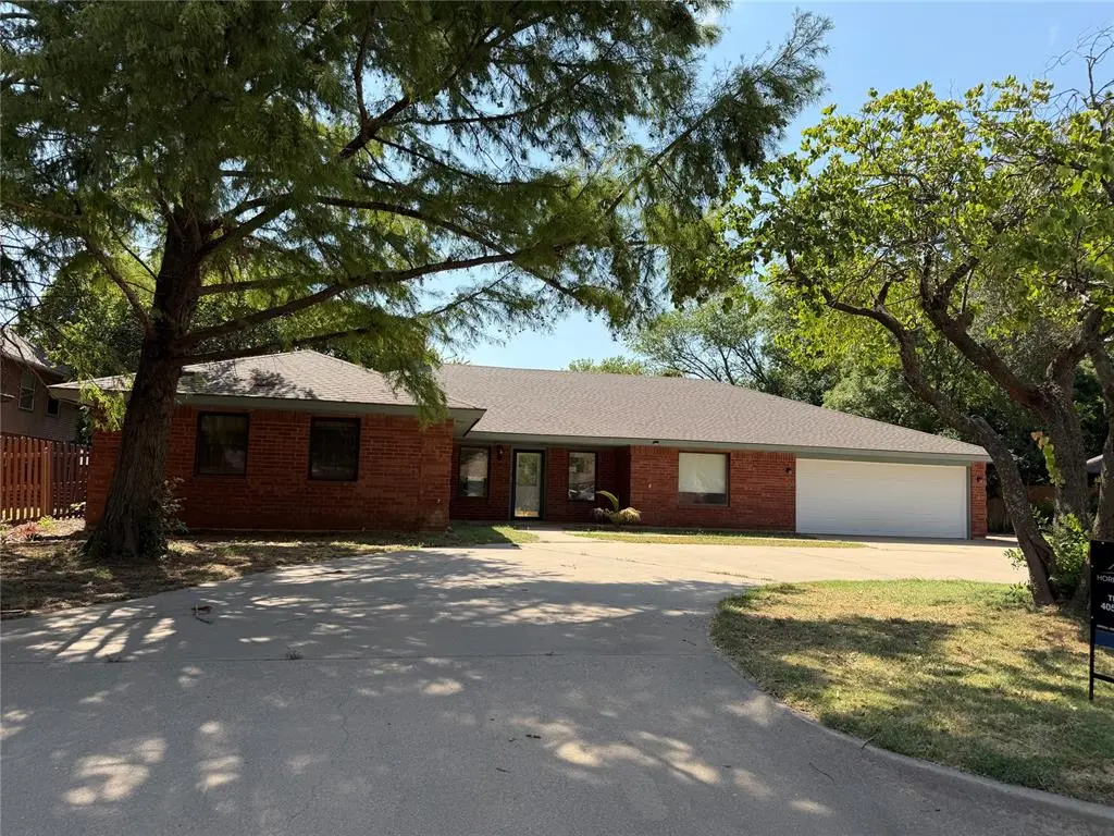 2508 NE Heritage Creek DR, Lawton, OK 73507